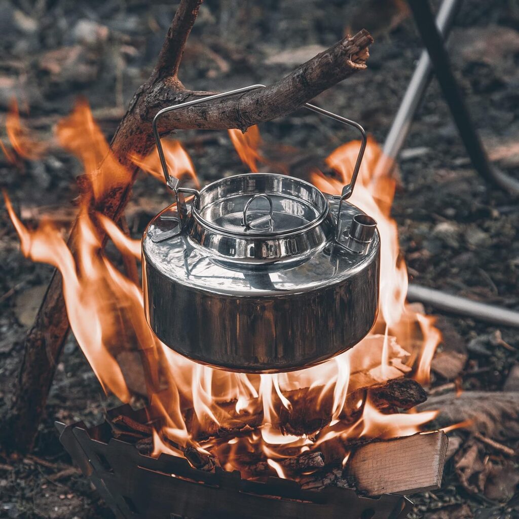 Fire-Maple Antarcti Portable 1 Liter Lightweight Stainless Steel Camping Kettle | Durable and Portable Camp Tea Pot | Ideal for Bushcraft and Outdoor Campfire Use